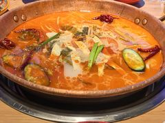 -洱火云南酸菜牛肉火锅(石景山当代商城店)