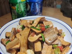 香干炒回锅肉-肖记公安牛肉鱼杂馆· 省级非物质文化遗产(仁和路店)