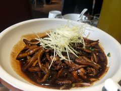 响油鳝糊-吴越荣记苏州菜·松鼠桂鱼100%活鱼现做(斜塘老街店)