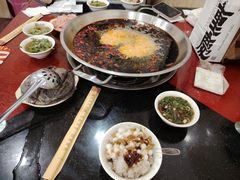 -储奇门鳝鱼火锅(总店)