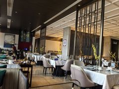 -粤盛海鲜楼(融冠乐城店)
