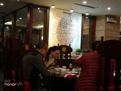 等位区-小天鹅火锅·一线江景洪鼎旗舰店(洪崖洞店)