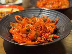 -聚汇三少·龙虾·中餐厅(莫邪路新天地店)
