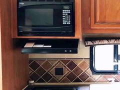 -TIPPI营地 房车主题·露营烧烤团建轰趴(天安假日店)