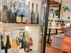 -肆海小川菜酒馆Wine Bistro (青年路店)