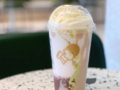 生打青团椰-喜茶(青岛金狮广场店)