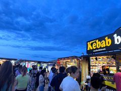 -席娜卡琳火车铁道夜市