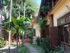 -Lam Vien Restaurant