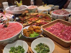 -莺花渡火锅(爱融荟城店)