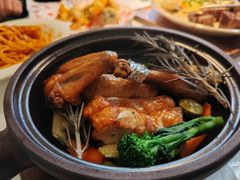 -春树下·树屋花房西餐厅(罍街AS1980店)