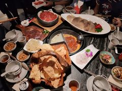 -热火朝天鲜切牛肉火锅(南强街巷店)