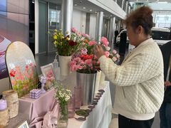 -天津波士信达奔驰4S店(卫津南路店)