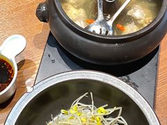 -云海肴·汽锅鸡·云南菜(天山百盛优客店)