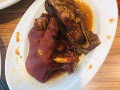 传统酱猪手-东北人粗粮饺子坊(南山店)