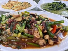 -红月湾海鲜饭店•沙滩海景(双月湾店)