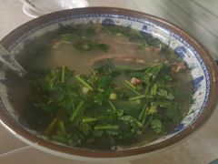 -河南占军烩面馆(中华广场店)