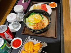 -上海滴水湖皇冠假日酒店