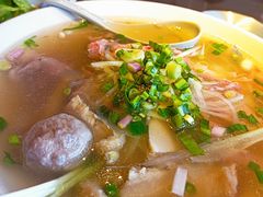 -大头虾越式风味餐厅(光明广场店)