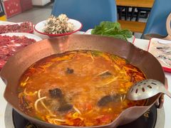 -毛辣果·贵州红酸汤牛肉火锅(西单店)
