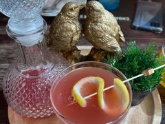 -Chom Cafe and Restaurant