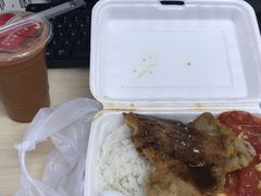 黑椒鸡扒番茄饭-都城快餐(新港西路店)