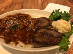 -玛格萝妮(汇智国际商业中心店)
