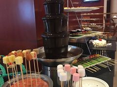 巧克力瀑布-昆明佳华广场酒店·西餐厅