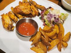 -JINNS锦时 steak&pizza(浸信会礼拜堂旧址店)