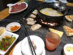 -有一锅·野生菌黑山羊腊排骨火锅(古城北门店)