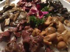 菌菇-滇釜火锅·能喝汤的火锅(车公庄店)