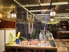 -大中华希尔顿酒店-念自助餐·嗨啤·小龙虾