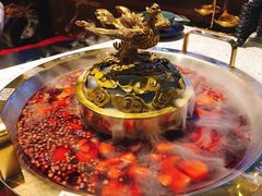 酸汤鸳鸯锅-炙爱鮮貨火锅(中东砂之船店)
