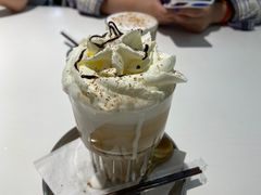 -露露家咖啡店