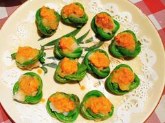 蟹黄墨鱼饼-龙桥私厨·姜花菊花过桥鱼·顺德菜(容桂店)