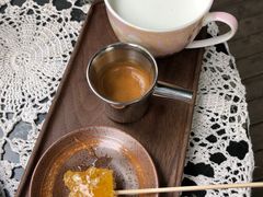 -默迹咖啡馆