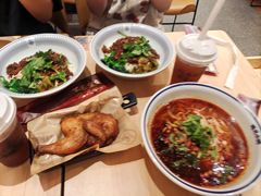 -遇见小面(东方宝泰店)