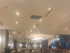 -港丽餐厅(高德置地店)