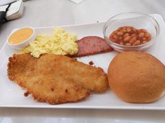 炸鱼柳行政早餐-翠华餐厅(香港国际机场店)