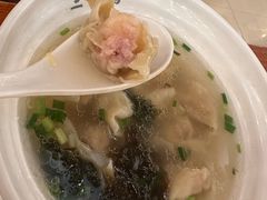 虾仁馄饨-三两春肚肺汤(崂山路店)