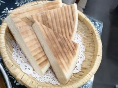 -八两八金·莱芜特色炒鸡(市南漳浦路店)