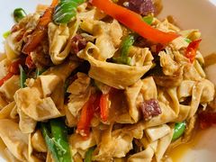 火腿炒农家豆腐皮-辣公子·千岛湖私房菜(滨江店)