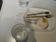 -UNI UNI(环亚凯瑟琳店)