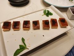 鱼子酱烤鸭-悦江(梅奔中心店)