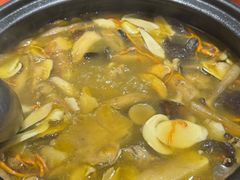 -菌之家·专业纯野生菌火锅·特色炒菌