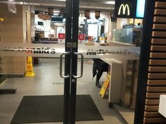 门面-麦当劳(西客站店)