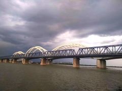 -人民防洪胜利纪念塔