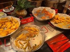 -四海一家自助餐(益田假日广场店)