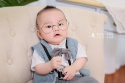 -憨大叔摄影馆80店连锁(诸暨店)