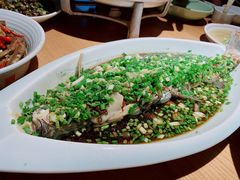 葱油大白花-陈先进鱼馆·地道农家菜(湖墅南路店)