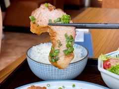 -炼火烤肉店